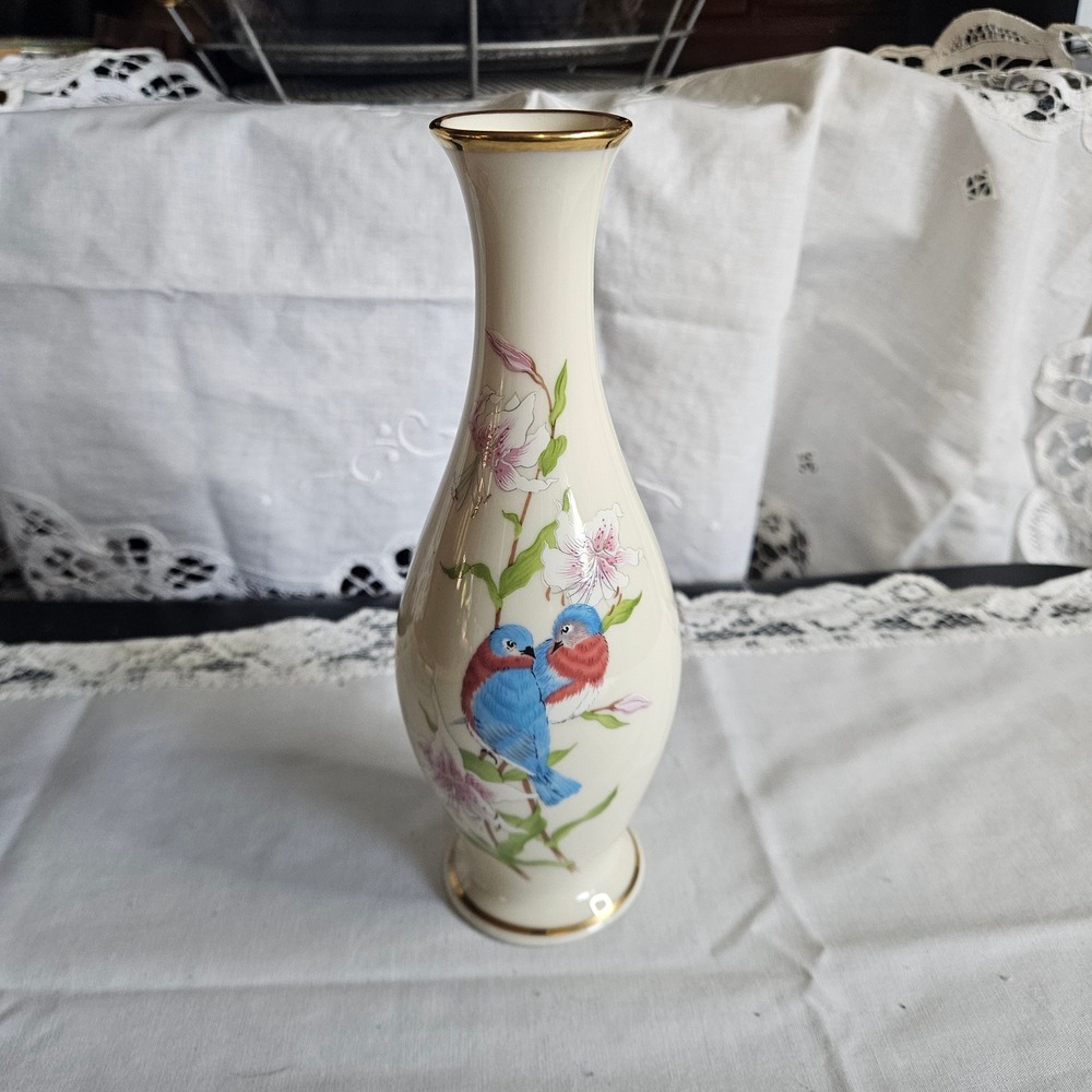 1985 Lenox Eternal Love Vase Limited Edition 8"
